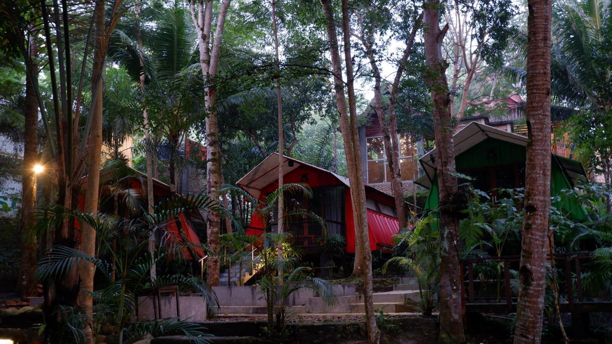 Hau Eco Lodges Citumang Pangandaran Kültér fotó